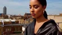 Grace Carter - Silhouette