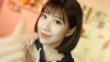 美女演绎网络爆红神曲