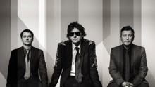 Manic Street Preachers - Distant Colours  歌词版