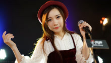  - 美女粤语翻唱《小幸运》