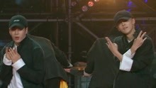 鹿晗王嘉尔战队齐舞