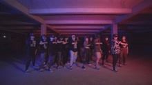 孤独是一群人的狂欢