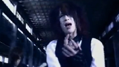 摩天楼の雨男