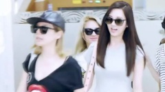 少女时代 - Gimpo Airport Back From Japan