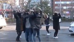 触触舞 & 采访
