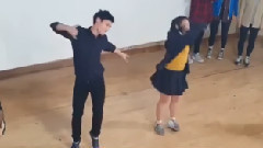 游击队约会 和粉丝一起跳Overdose