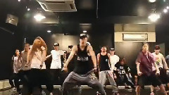舞蹈群舞