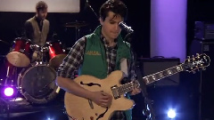 Vampire Weekend - Holiday