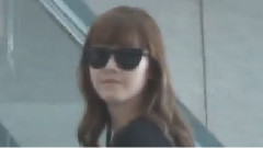少女时代 - Jessica In Incheon Intl Airport