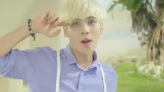 SHINee - Boys Meet U