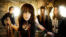 Halestorm,Lady Antebellum - Halestorm - Love Bites (So Do I) 录音室版