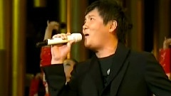 红旗飘飘