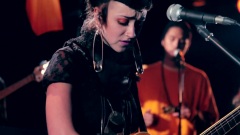Hiatus Kaiyote - The World It Softly Lulls