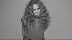 Agnes - Diamonds In The Dark