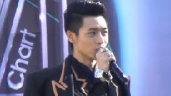 魏晨 - 魏晨音悦V榜颁奖典礼绿毯部分 2013/04/13