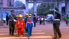 警民一家亲