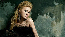 Kelly Clarkson,Will.I.Am - Kelly Clarkson - Since U Been Gone 现场版