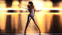 康妮·塔波特 - Jennifer Lopez ft. Pitbull - On The Floor Remix版