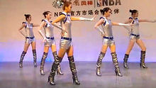  - 成都车展美女热舞 超酷