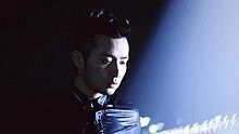 Verbal Jint,Bumkey - Verbal Jint ft Bumkey - Walking In The Rain
