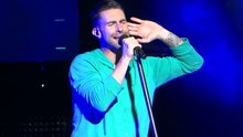魔力红乐队,2BIC - Maroon 5 - One More Night 现场版