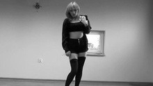 智妍 - 长腿美女模仿智妍《1分1秒》
