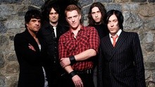 Queens of the Stone Age - Smooth Sailing