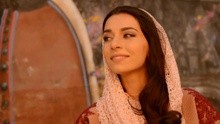 Alexandra Usurelu - La Capatul Lumii