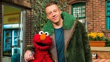 Macklemore - Thrift Shop (Sesame Street)