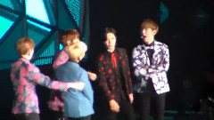 SHINee - Talk