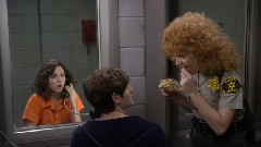 Katy Perry - 美剧<Raising Hope> S02E16 片段