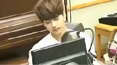 Kiss The Radio