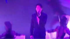 喜 X U