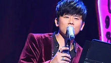 超级英雄们的“成名曲”