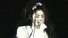 王菲 - 王菲《爱与痛的边缘》 演唱会版