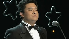 冰凉的小手