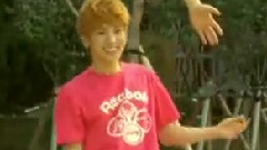 SHINee - SHINee Reebok