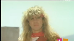 Saxon - Back On The Streets